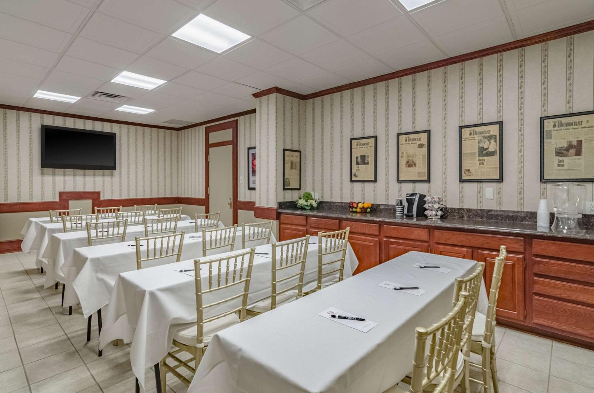 Hotel Bothwell Sedalia Central District, Ascend Hotel Collection Екстериор снимка
