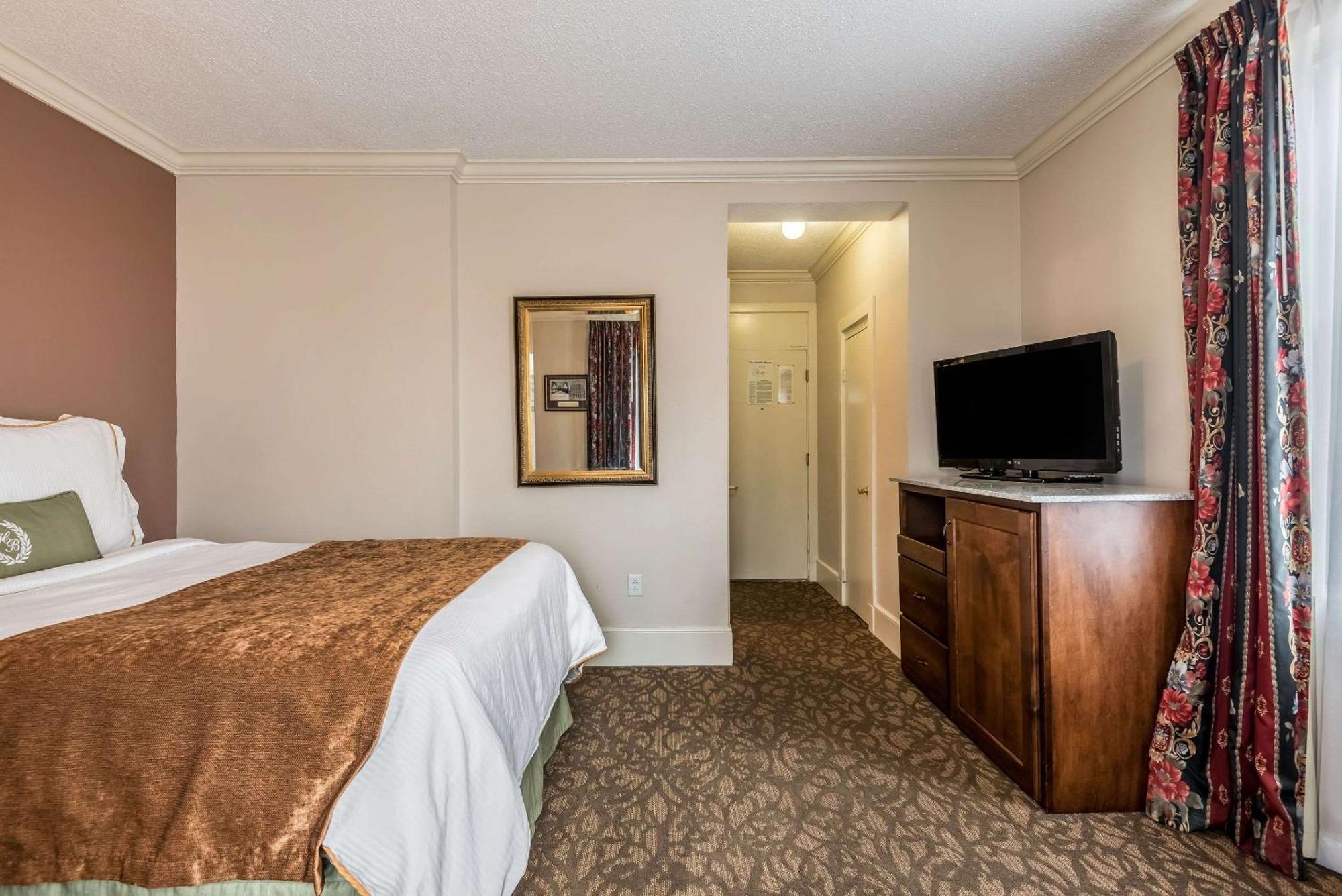 Hotel Bothwell Sedalia Central District, Ascend Hotel Collection Екстериор снимка
