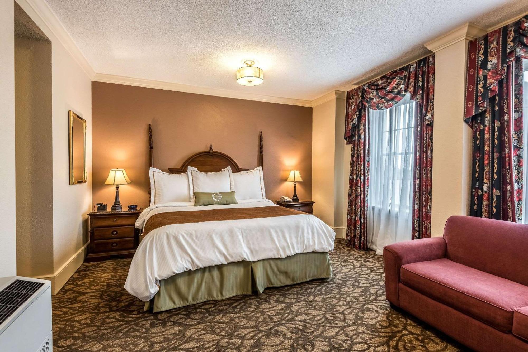 Hotel Bothwell Sedalia Central District, Ascend Hotel Collection Екстериор снимка