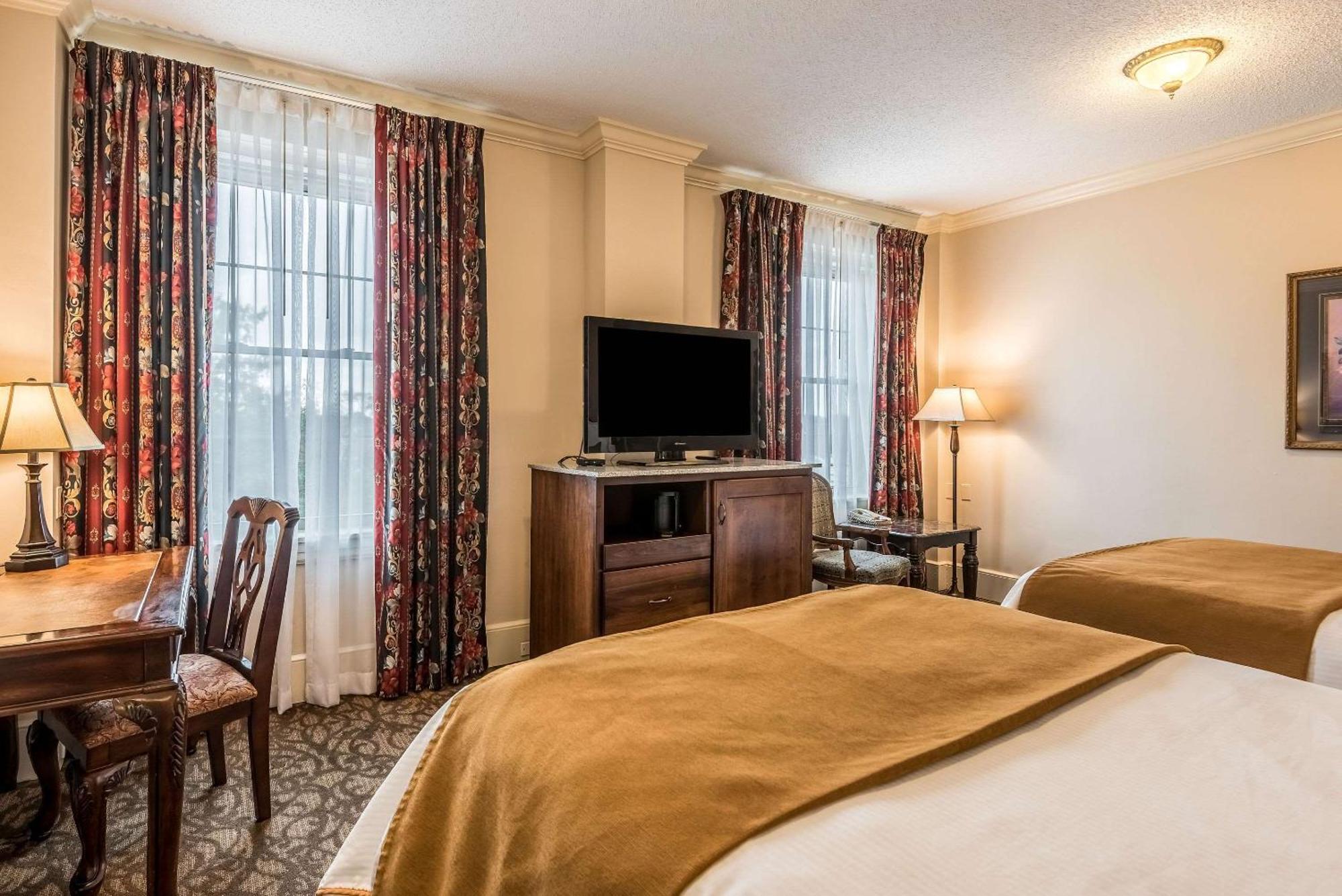 Hotel Bothwell Sedalia Central District, Ascend Hotel Collection Екстериор снимка