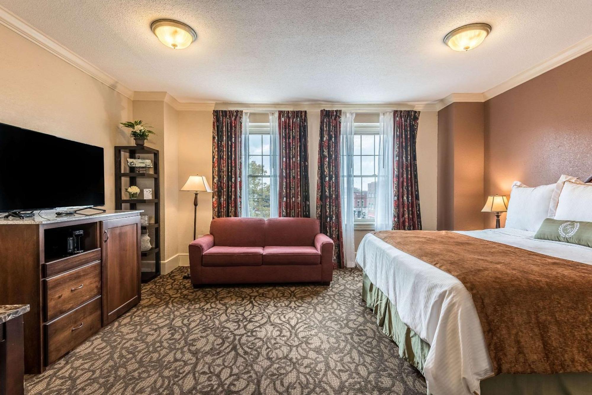 Hotel Bothwell Sedalia Central District, Ascend Hotel Collection Екстериор снимка